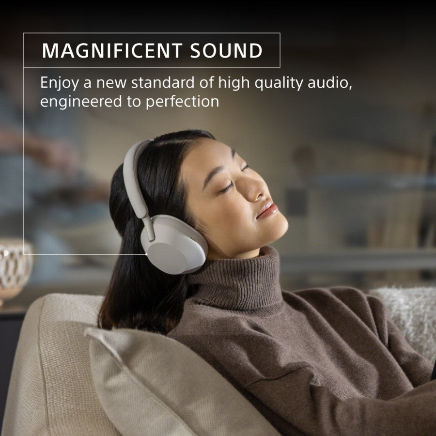 Sony WH-1000XM5 Noise-cancelling headphones